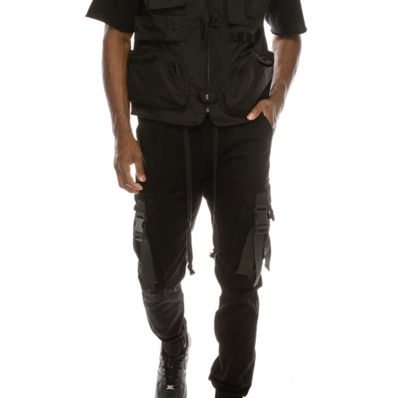 #NWT- Mens Black Utility Water Resistant Vest w/ functional pockets - Picture 3 of 4